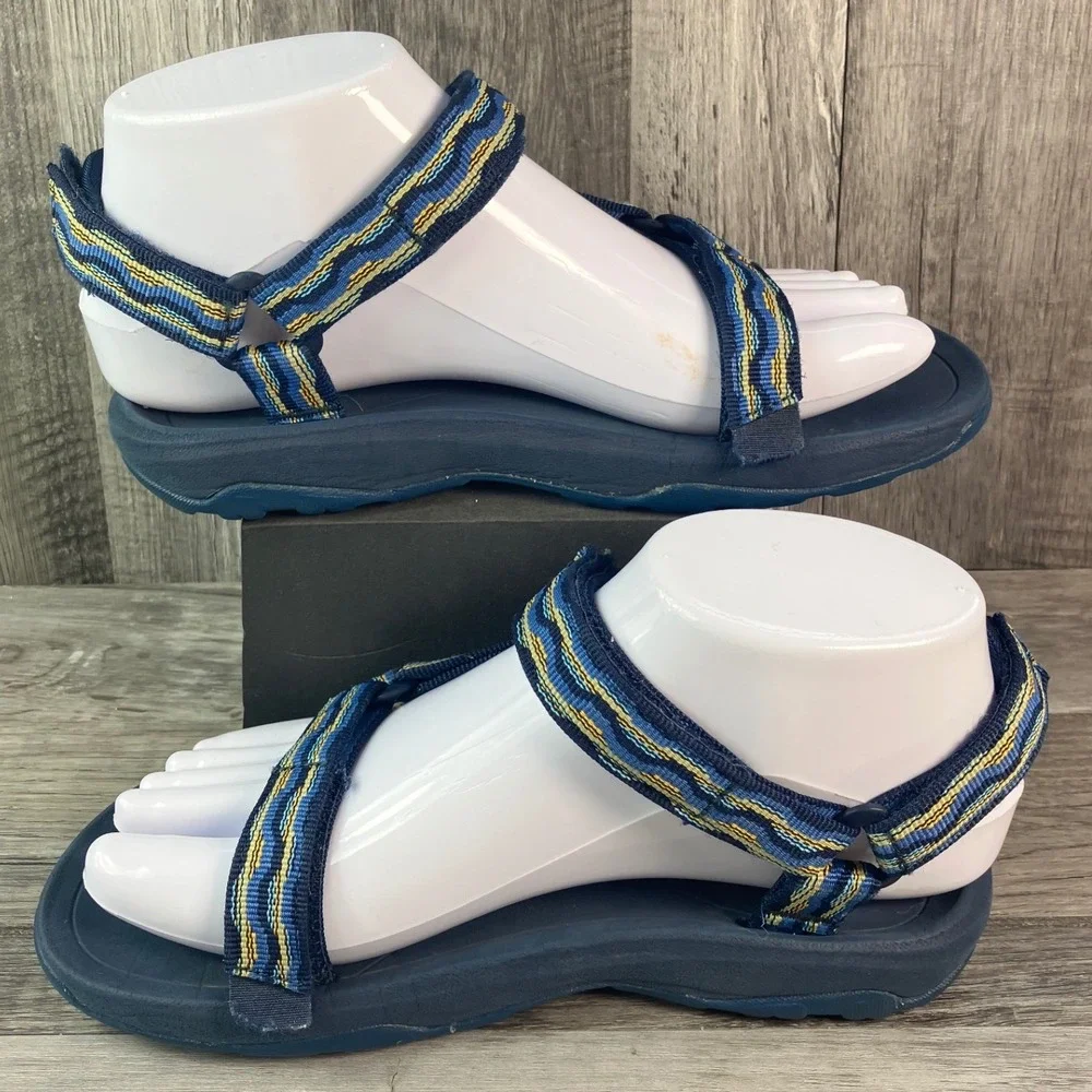 Teva Kids Hurricane XLT 2 Navy Blue Geometric Wave Sport Sandals Size 2 1019390C